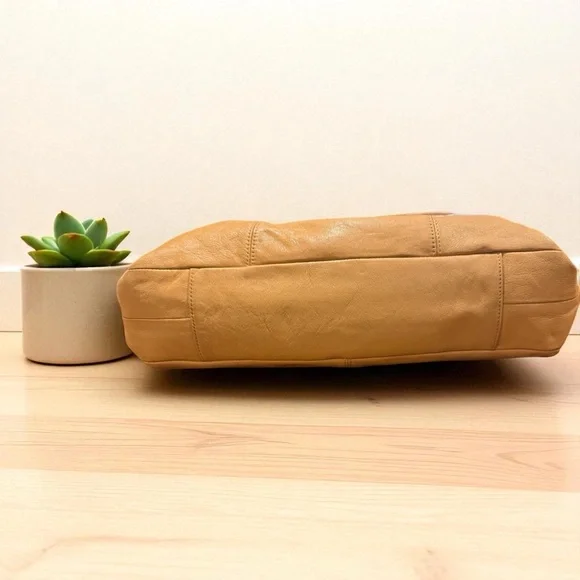 Coach Madison Gathered Leather Satchel | Tan | Gold Hardware | Shoulder Bag - Picture 3 of 13